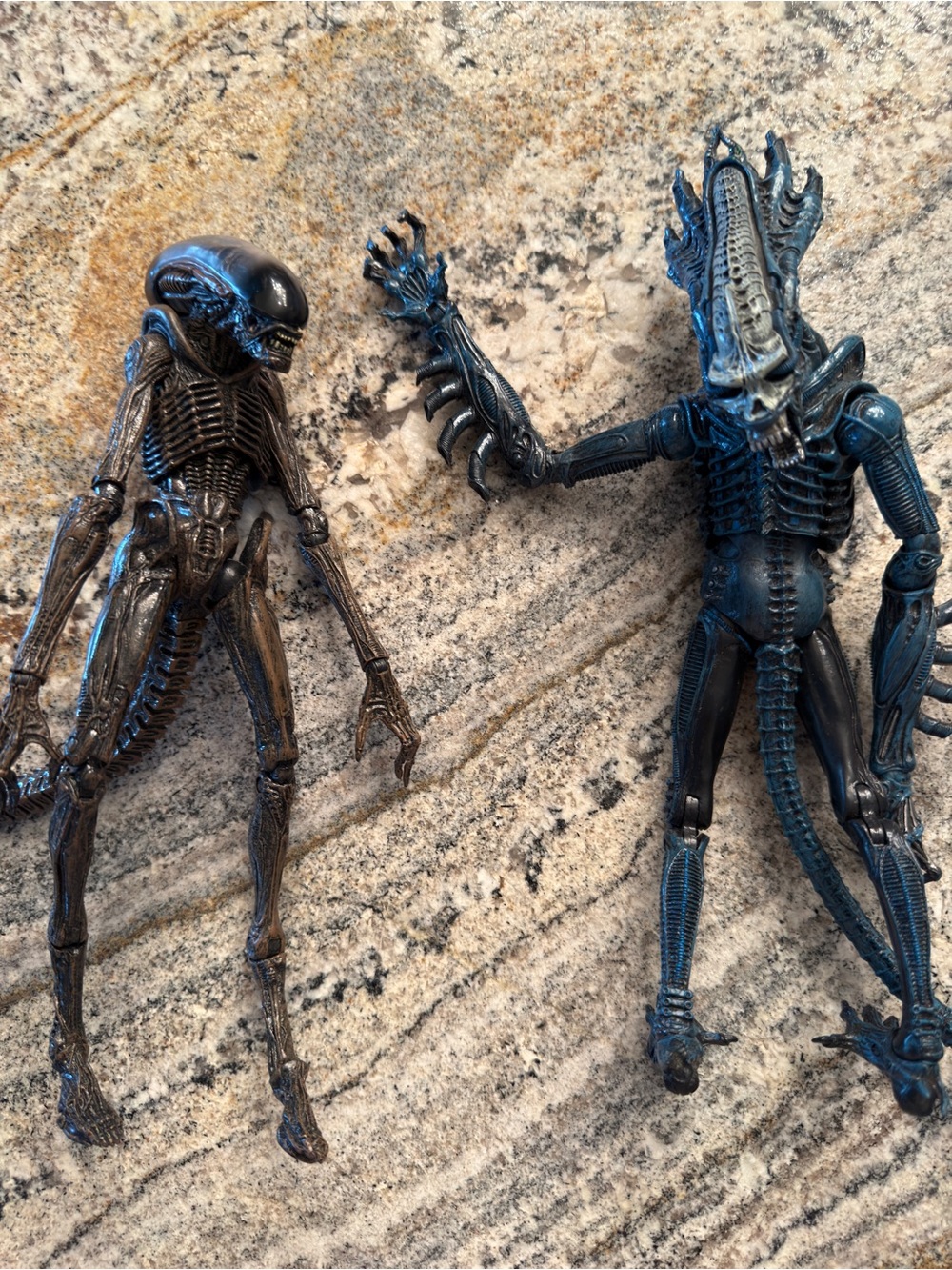 NECA Alien xenomorph warrior Reptile Action Figures, collectibles